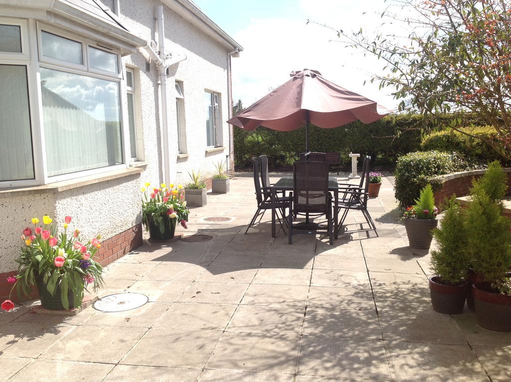 Caldhame Lodge Crumlin  Dış mekan fotoğraf