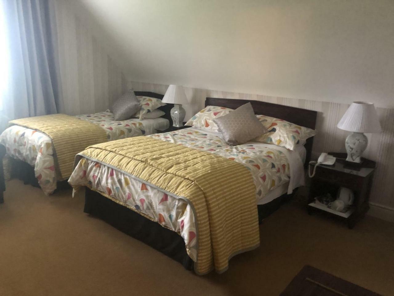 Caldhame Lodge Crumlin  Dış mekan fotoğraf