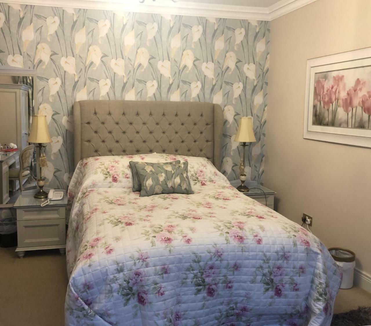 Caldhame Lodge Crumlin  Dış mekan fotoğraf